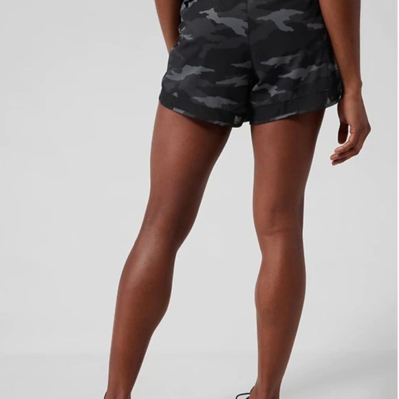 Printed Mesh Racer Run Short - Picture 2 of 5